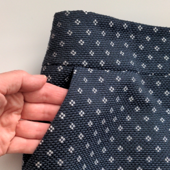 Ann Taylor Diamond Jacquard Skirt Blue size 12P - Picture 4 of 10